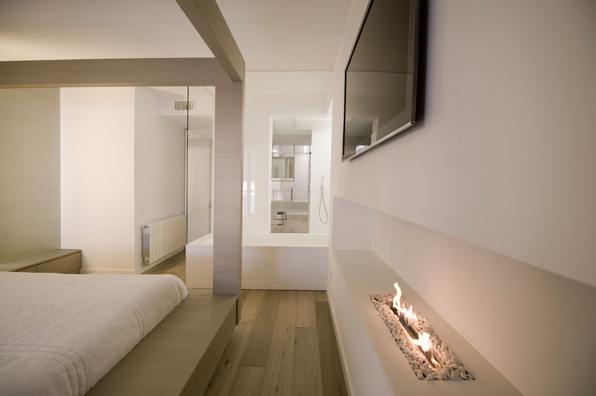 Спальня в современном стиле хай-тэч, дизайн Cuartopensante
