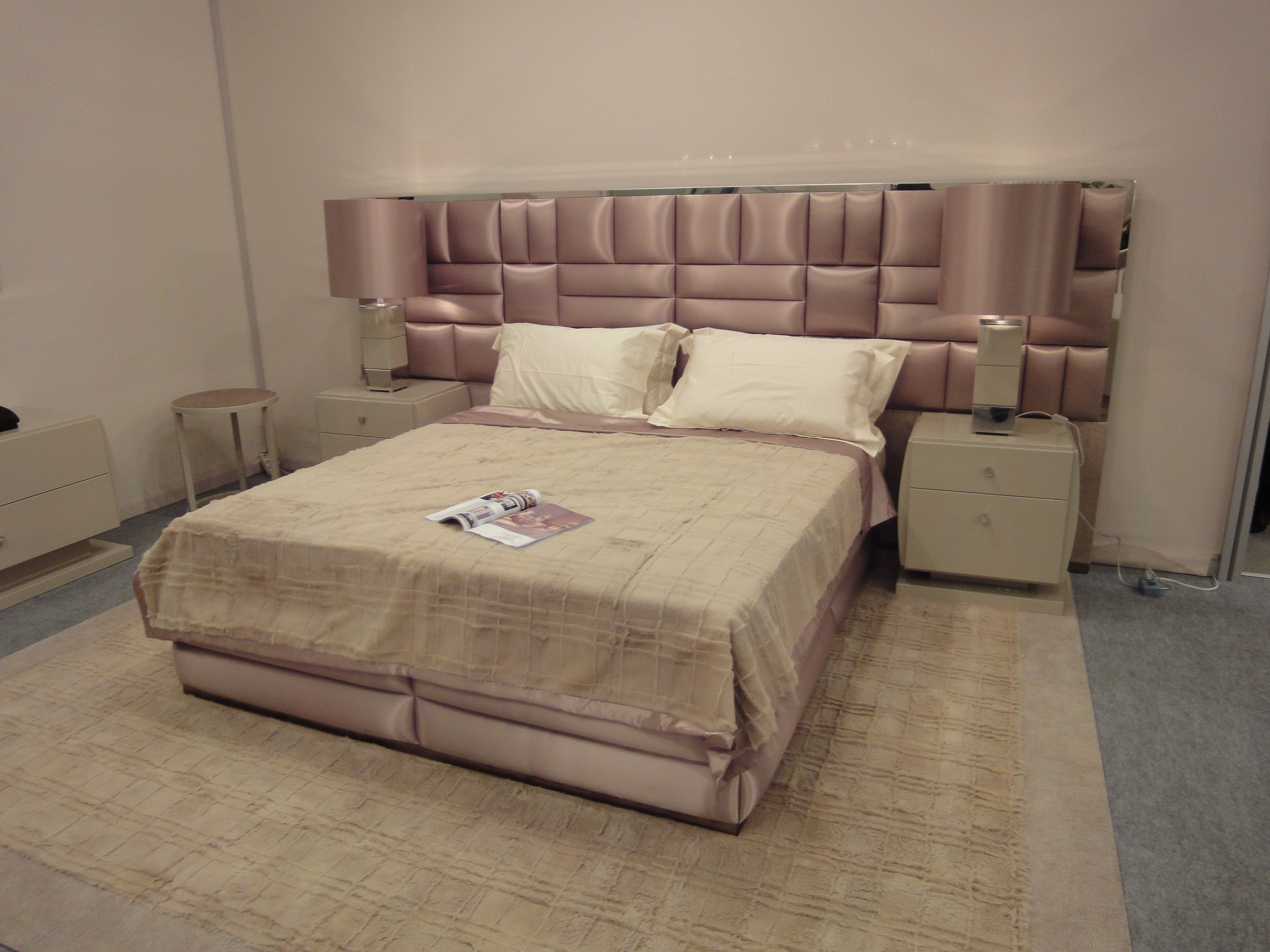 Кровать, стиль арт-деко, дизайн Smania, модель Essence