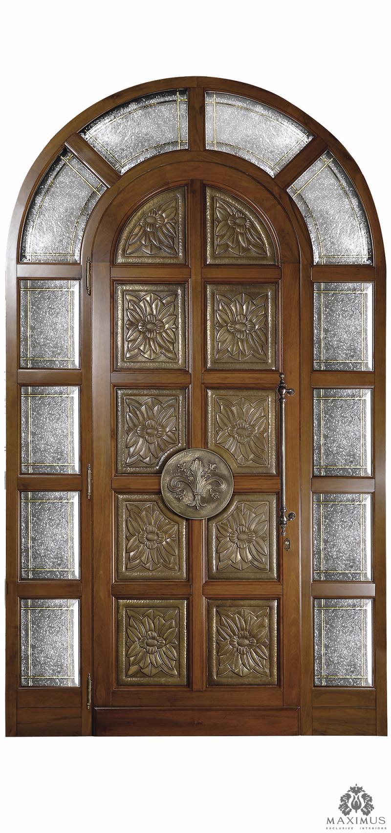 Входная дверь, стиль классический, дизайн Sige Gold, модель Custom Collection, коричневый дуб
