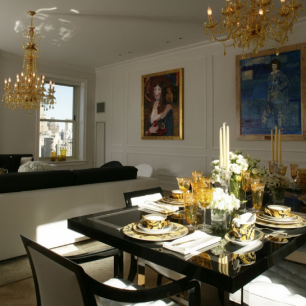 Гостиная, выполненная в классическом стиле, дизайн Versace
