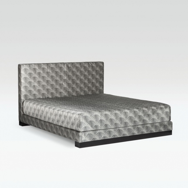 Кровать, дизайн Armani/Casa, модель Roma tall