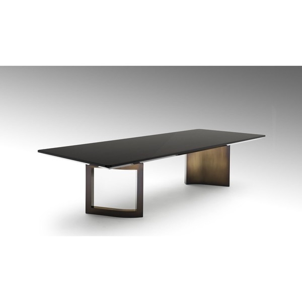 Стол обеденный Ford Table, дизайн Fendi Casa