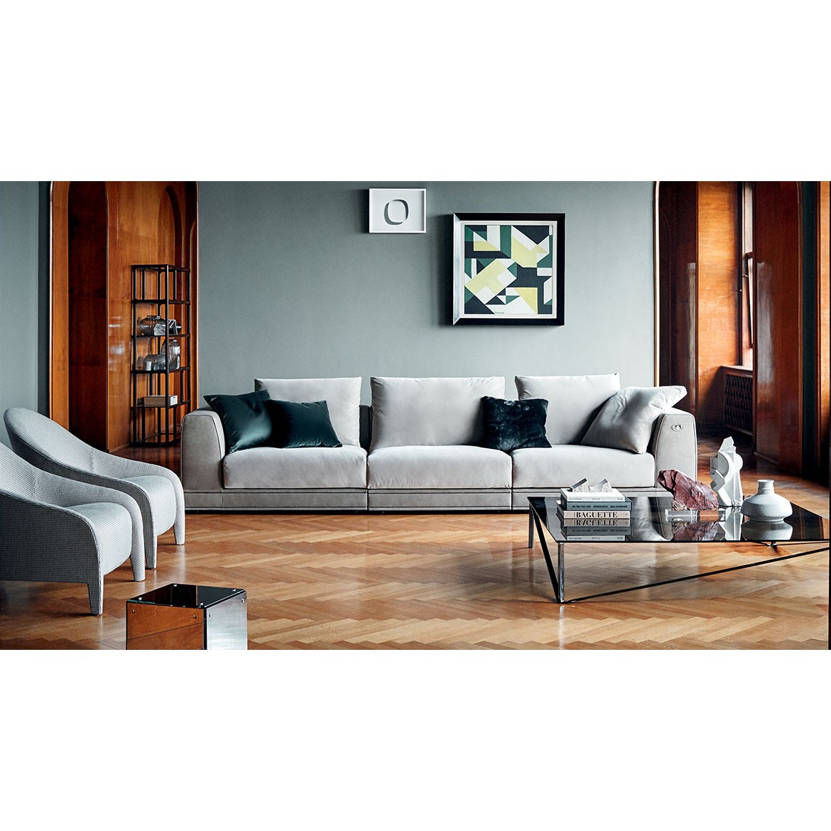 Диван Tudor Sofa, дизайн Fendi Casa