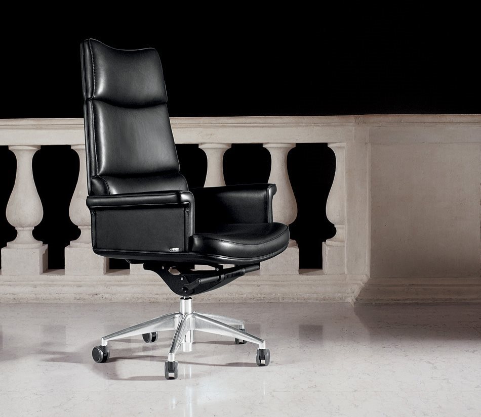 Кресло офисное Tripla A, дизайн Mascheroni