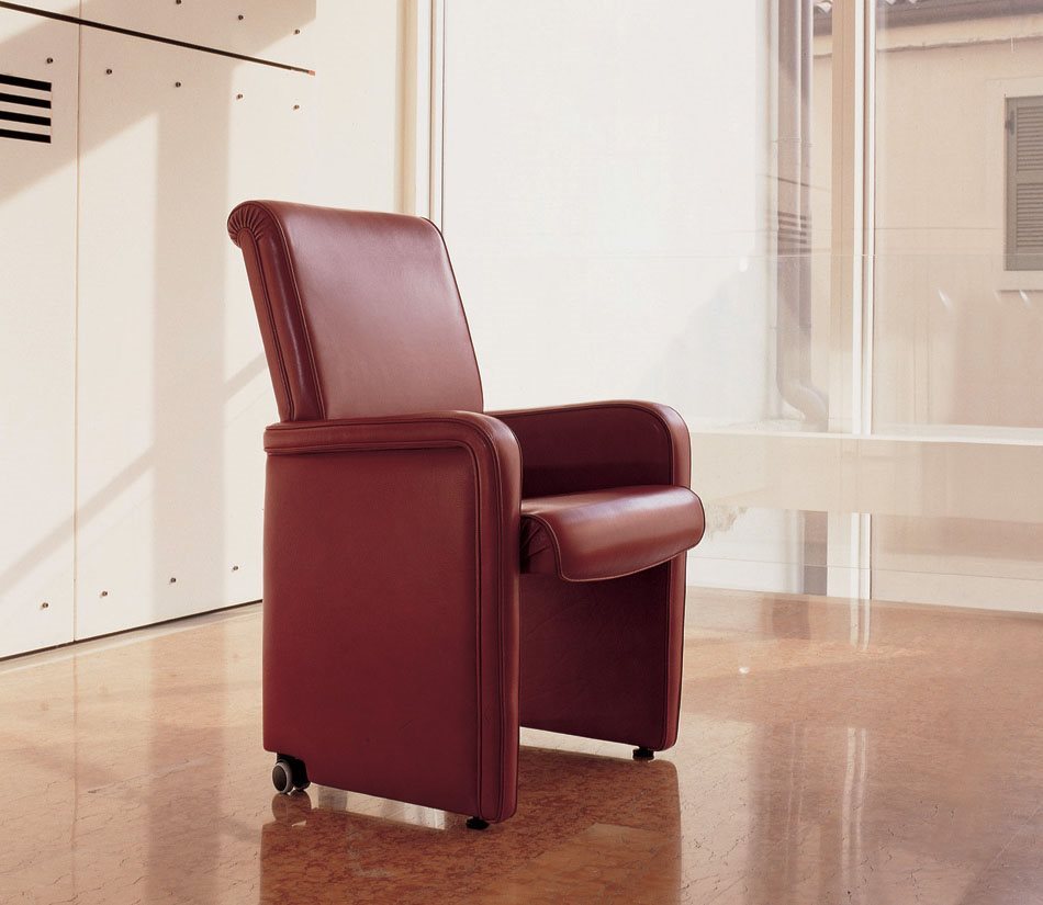Кресло офисное Ypsilon V, дизайн Mascheroni