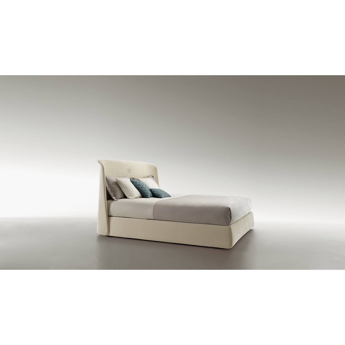 Кровать Lancaster Bed, дизайн Bentley Home