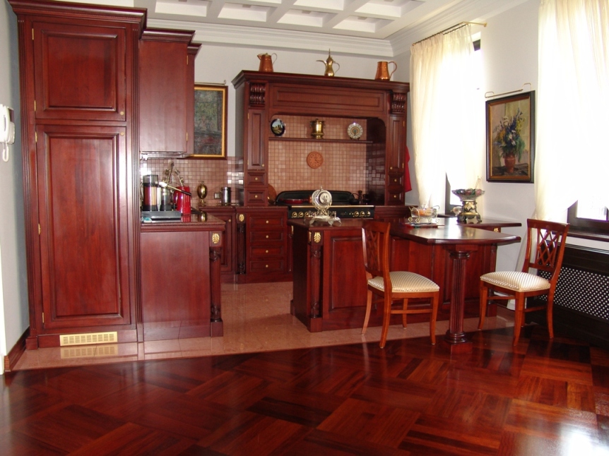 Кухня из красного дерева, дизайн Francesco Molon Mahogany