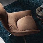 Кресло в стиле hi -tech, дизайн Mauro Lipparini, из серии Ermes