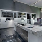 Кухня белый лак, дизайн Ipe Cavalli