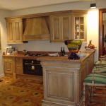Кухня в классическом стиле из дуба, дизайн Francesco Molon Miami