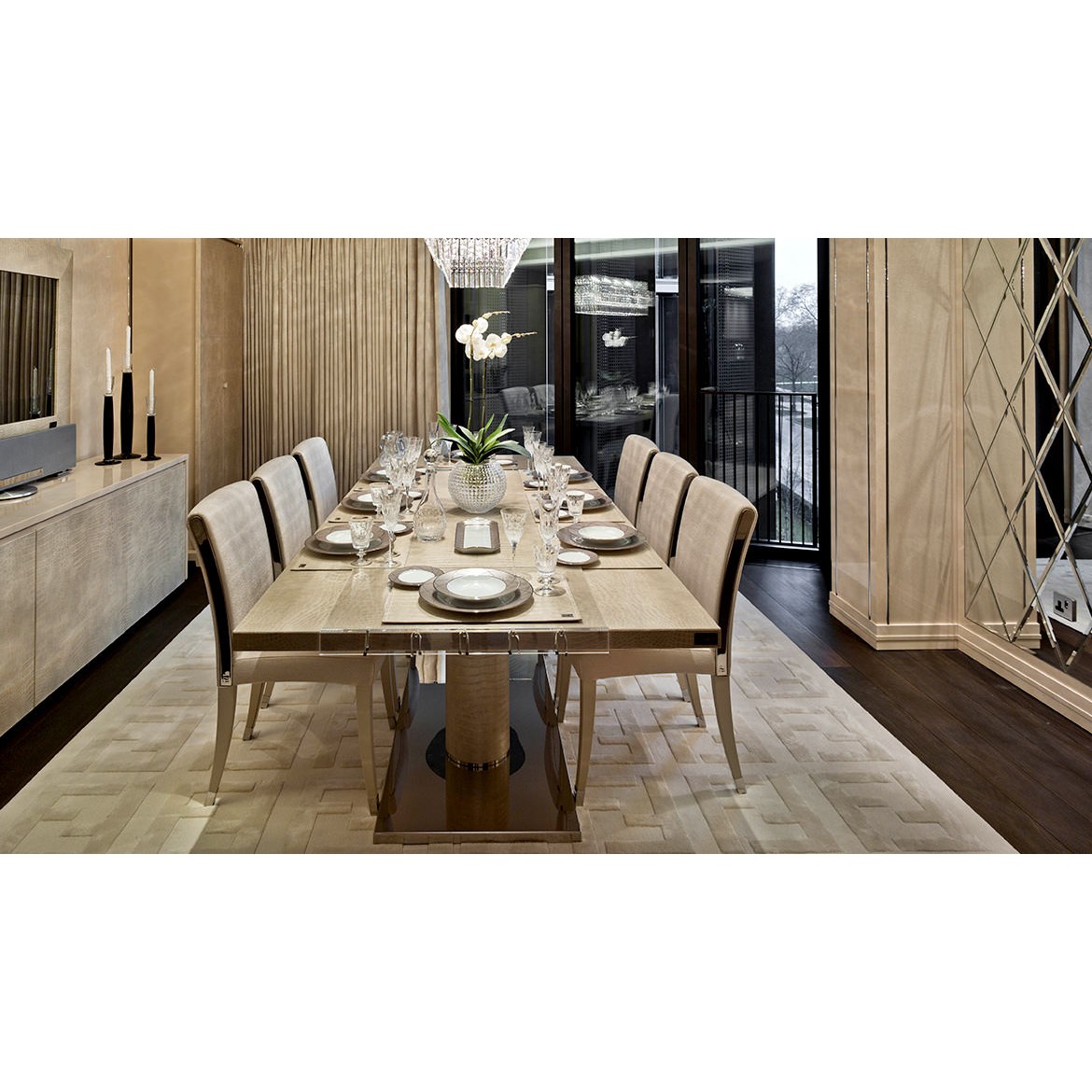 Стол обеденный Bernini Tables, дизайн Fendi Casa