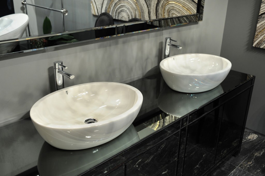 Ванная комната, дизайн Visionnaire by Ipe Cavalli Jupiter