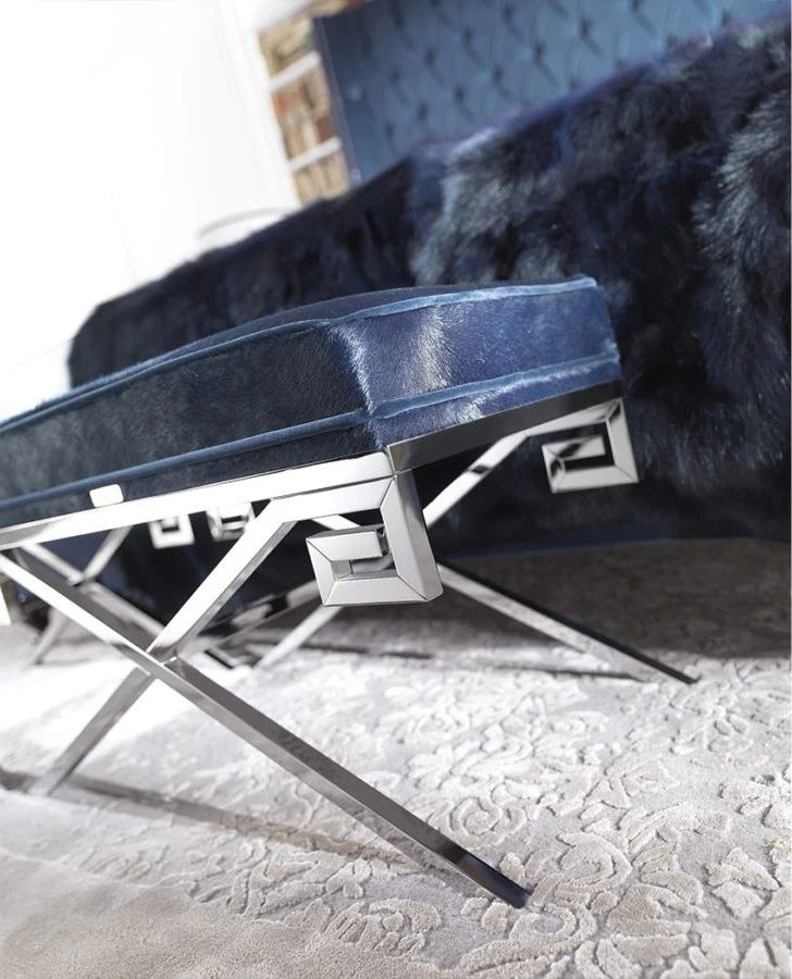 Банкетка Bob, дизайн Gianfranco Ferre Home Банкетка Bob, дизайн Gianfranco Ferre Home