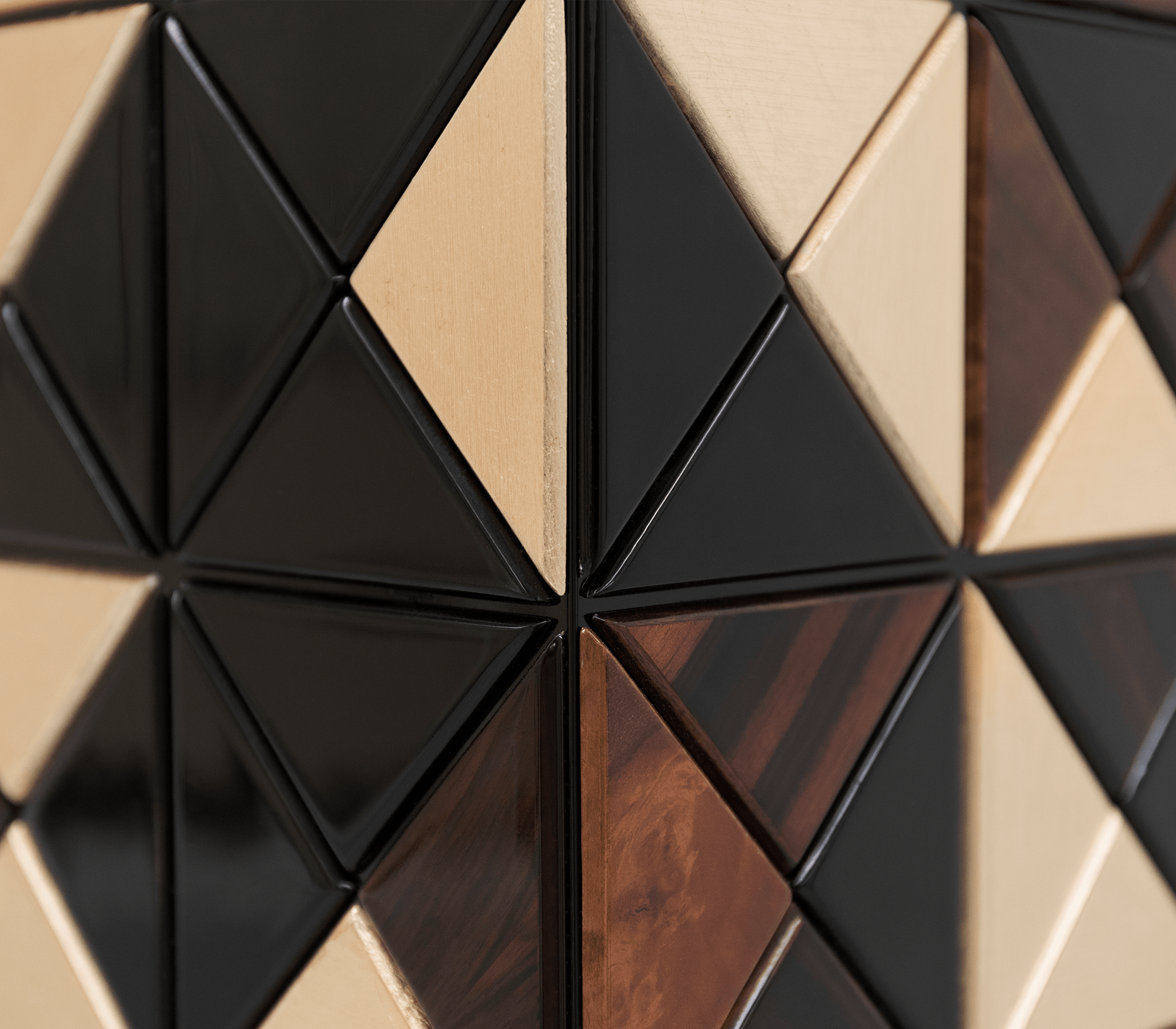 Барный шкаф PIXEL WALNUT CABINET, дизайн Boca do Lobo Барный шкаф PIXEL WALNUT CABINET, дизайн Boca do Lobo