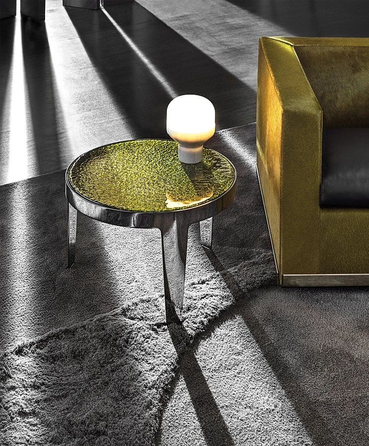 Кофейный столик Grant, дизайн Minotti Кофейный столик Grant, дизайн Minotti