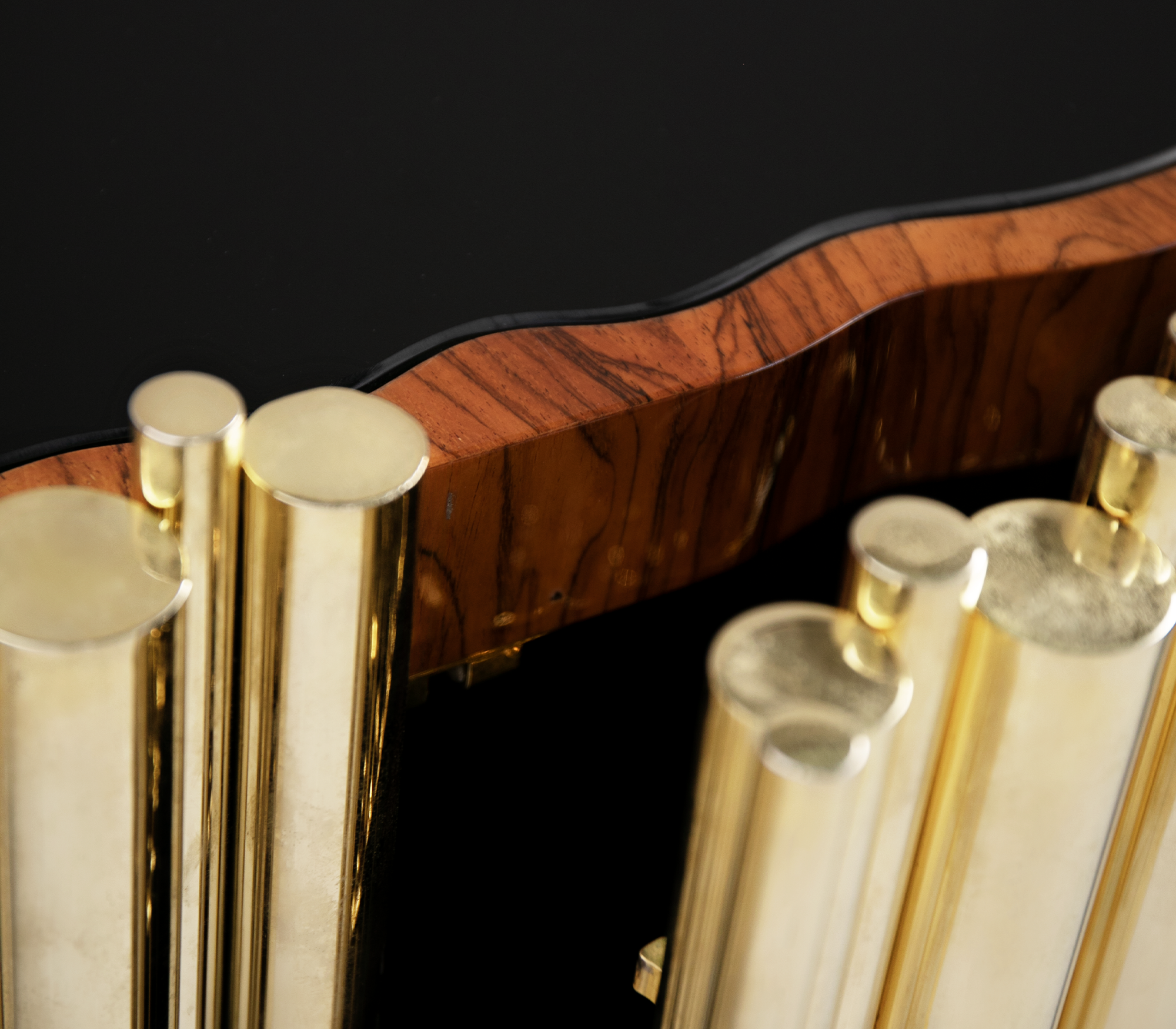 Комод СЕРВАНТ SYMPHONY, дизайн Boca do Lobo Комод СЕРВАНТ SYMPHONY, дизайн Boca do Lobo