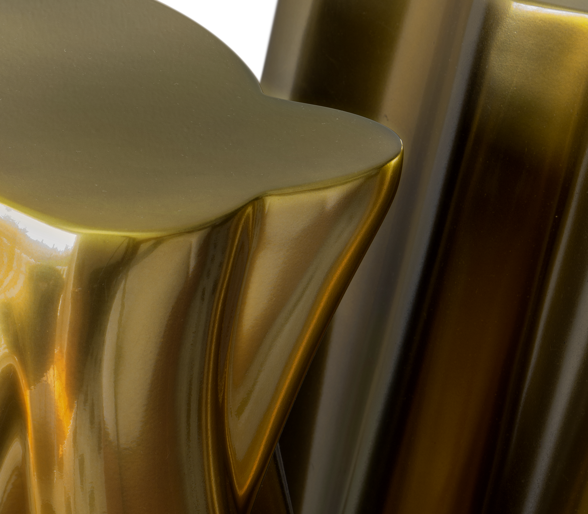 Консоль MONOCHROME GOLD, дизайн Boca do Loco Консоль MONOCHROME GOLD, дизайн Boca do Loco