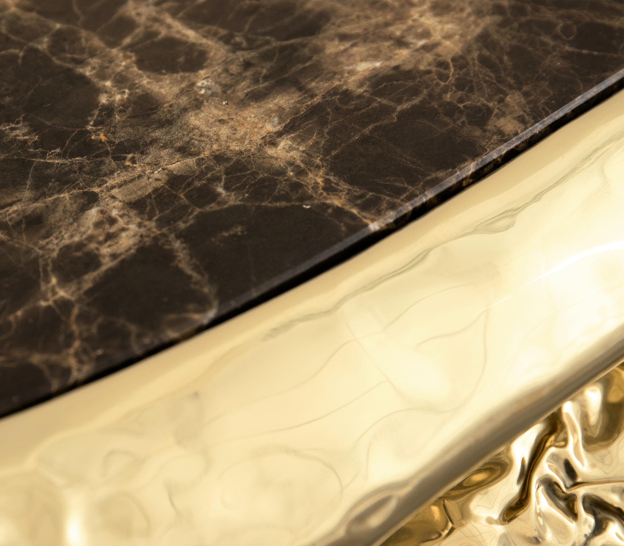 Консоль STONEHENGE, дизайн Boca do Loco Консоль STONEHENGE, дизайн Boca do Loco