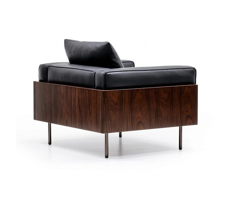 Кресло Brasilia, дизайн Minotti Кресло Brasilia, дизайн Minotti