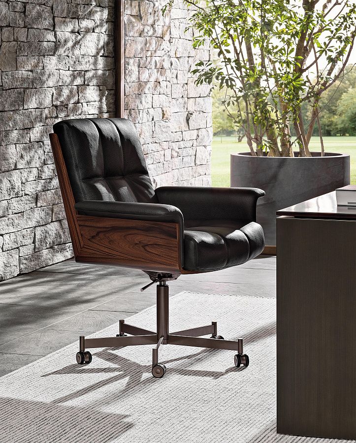 Кресло офисное Daiki Studio, дизайн Minotti Кресло офисное Daiki Studio, дизайн Minotti