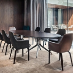 Стол обеденный Claydon, дизайн Minotti Стол обеденный Claydon, дизайн Minotti