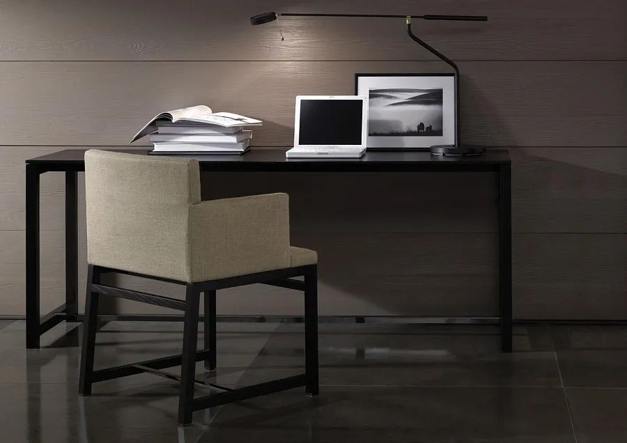 Стол письменный Fulton, дизайн Minotti Стол письменный Fulton, дизайн Minotti