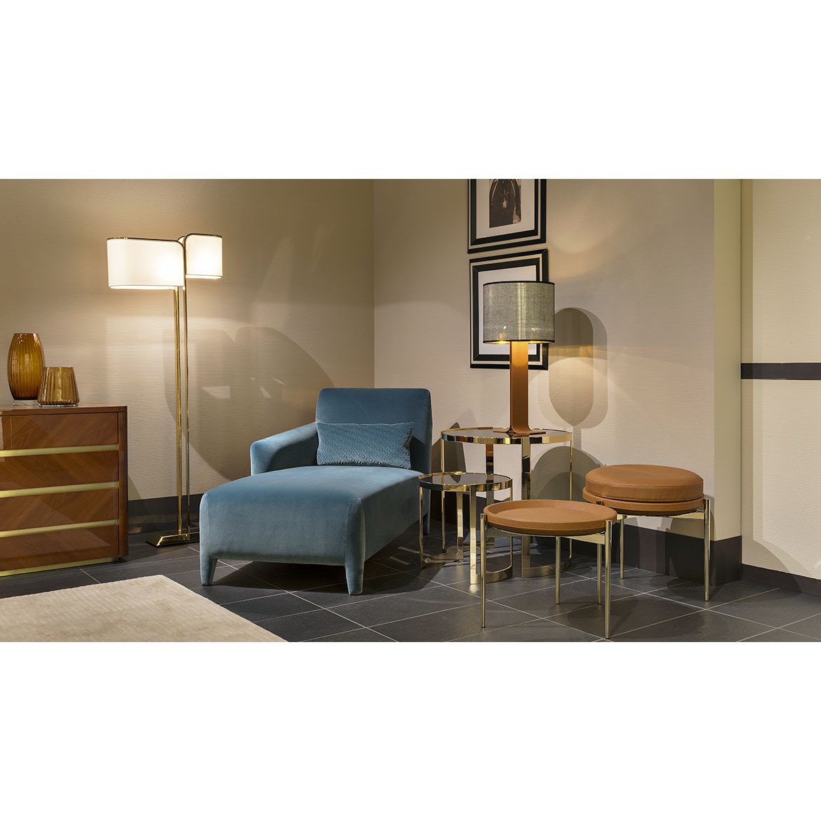 Стол журнальный Anya Crystal Coffee Tables, дизайн Fendi Casa Стол журнальный Anya Crystal Coffee Tables, дизайн Fendi Casa