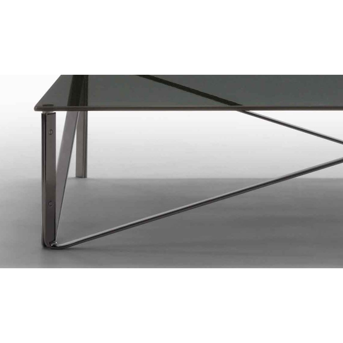 Стол журнальный Diagonal Coffee and Side Tables, дизайн Fendi Casa Стол журнальный Diagonal Coffee and Side Tables, дизайн Fendi Casa