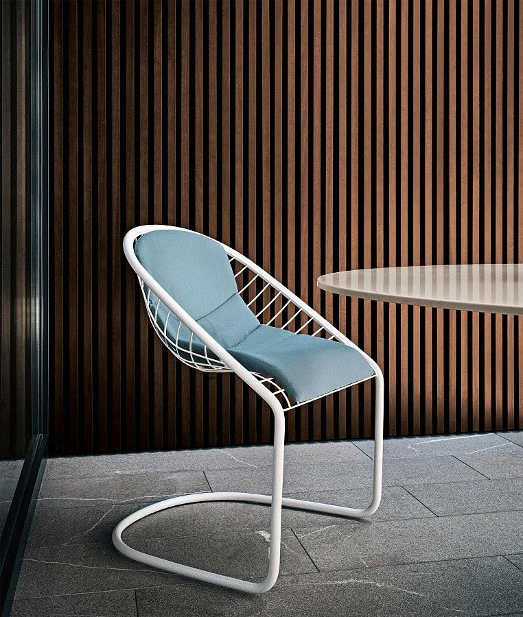 Стул Cortina Outdoor, дизайн Minotti Стул Cortina Outdoor, дизайн Minotti