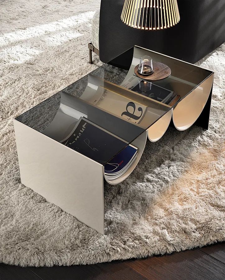 Журнальный столик Waves, дизайн Minotti Журнальный столик Waves, дизайн Minotti